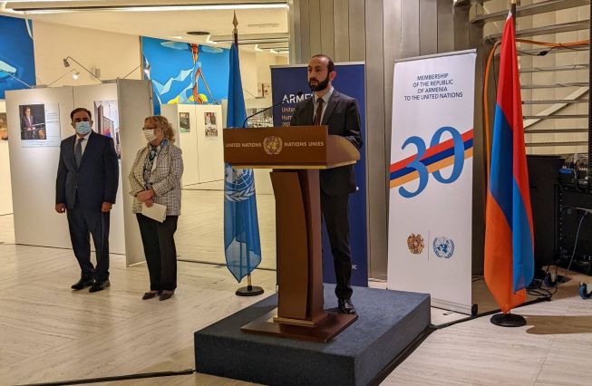 Foreign Minister of Armenia Ararat Mirzoyan participated in the opening ceremony of the exhibition dedicated to the 30th anniversary of Armenia’s accession to the UN